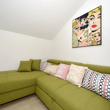 Queen Of Apartman