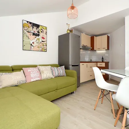 Queen Of Apartman Bol